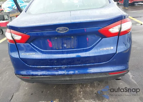 2016 Ford Fusion Hybrid S z USA, uszkodzony, nr VIN 3FA6P0UU8GR269673